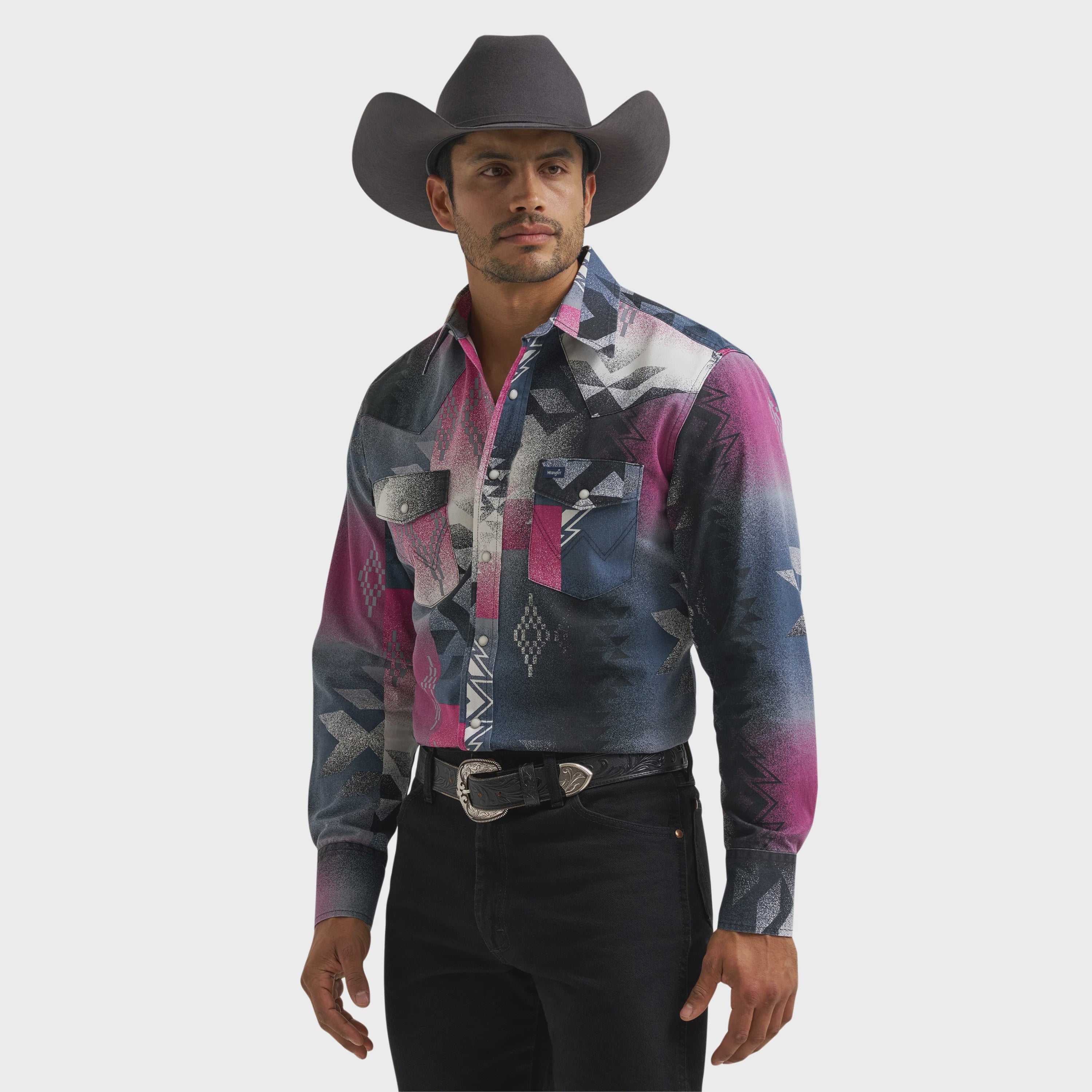 Men's Vintage Inspired Classic Fit Pink Snap