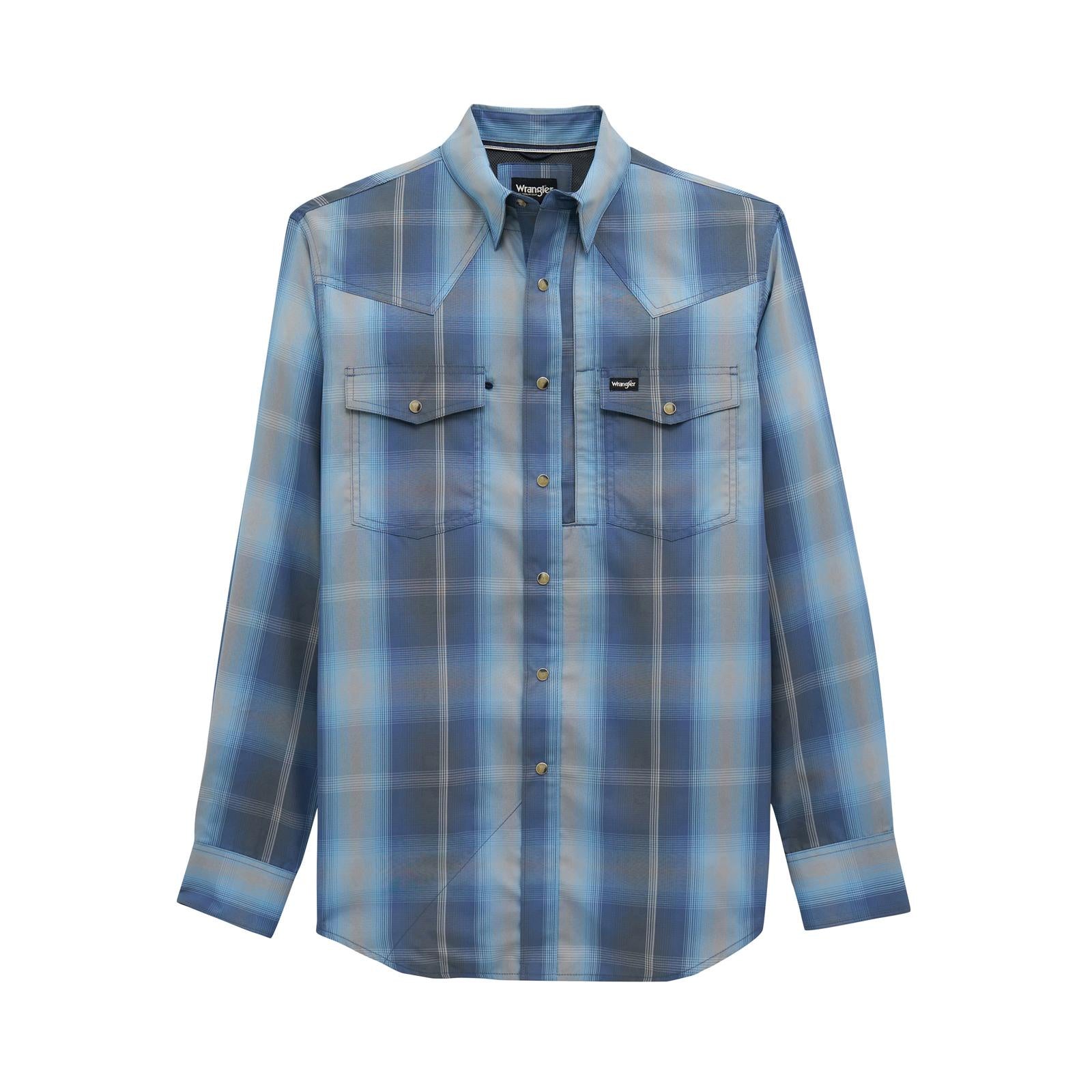Wrangler® Western Performance Long Sleeve Shirt