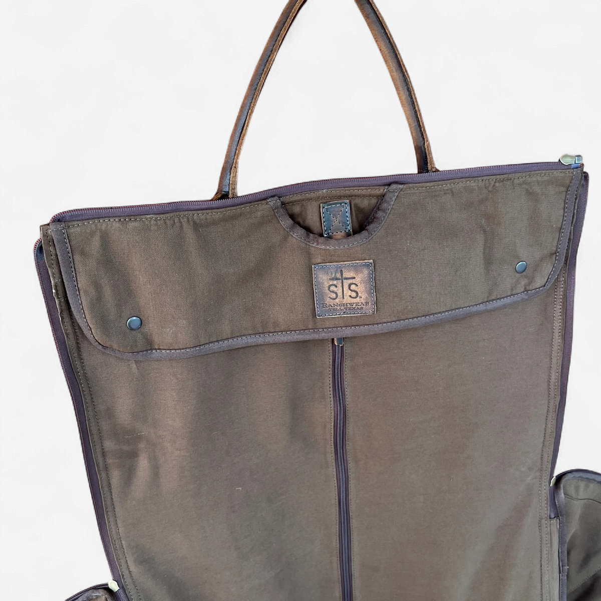 STS Ranch Foreman Garment Duffle