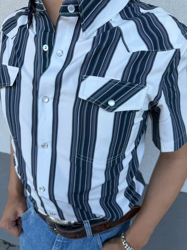 BLACK SHORT SLEEVE