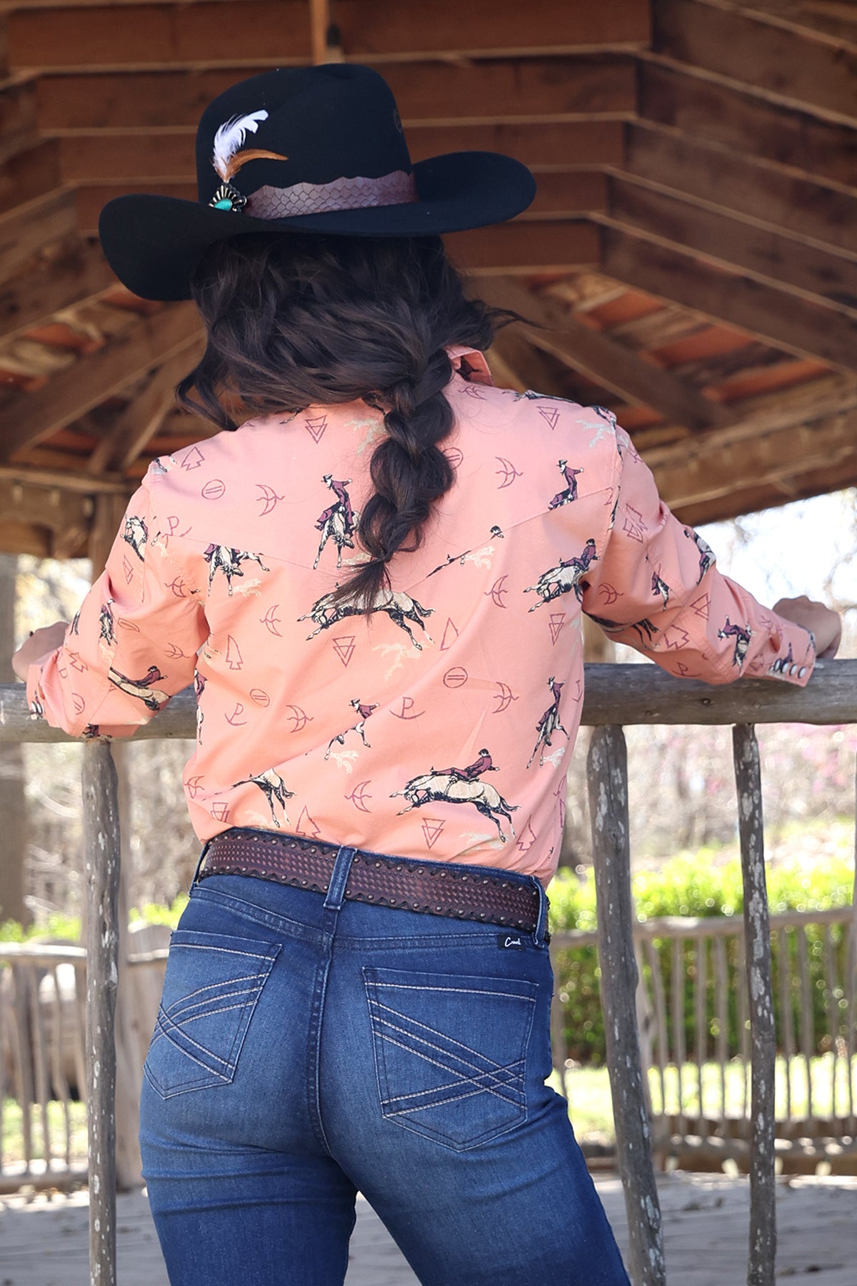 CINCH PEACH BLOUSE WITH BRONC