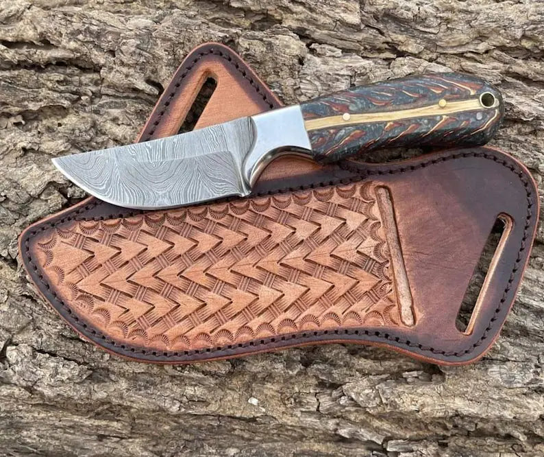 Custom Handmade Cowboy Knife – Damascus Steel with Pine Cone Handle & Belt Rope Leather Sheath