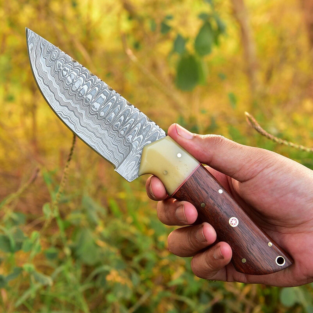 Custom Handmade Skinning Knife with Damascus Steel Blade
