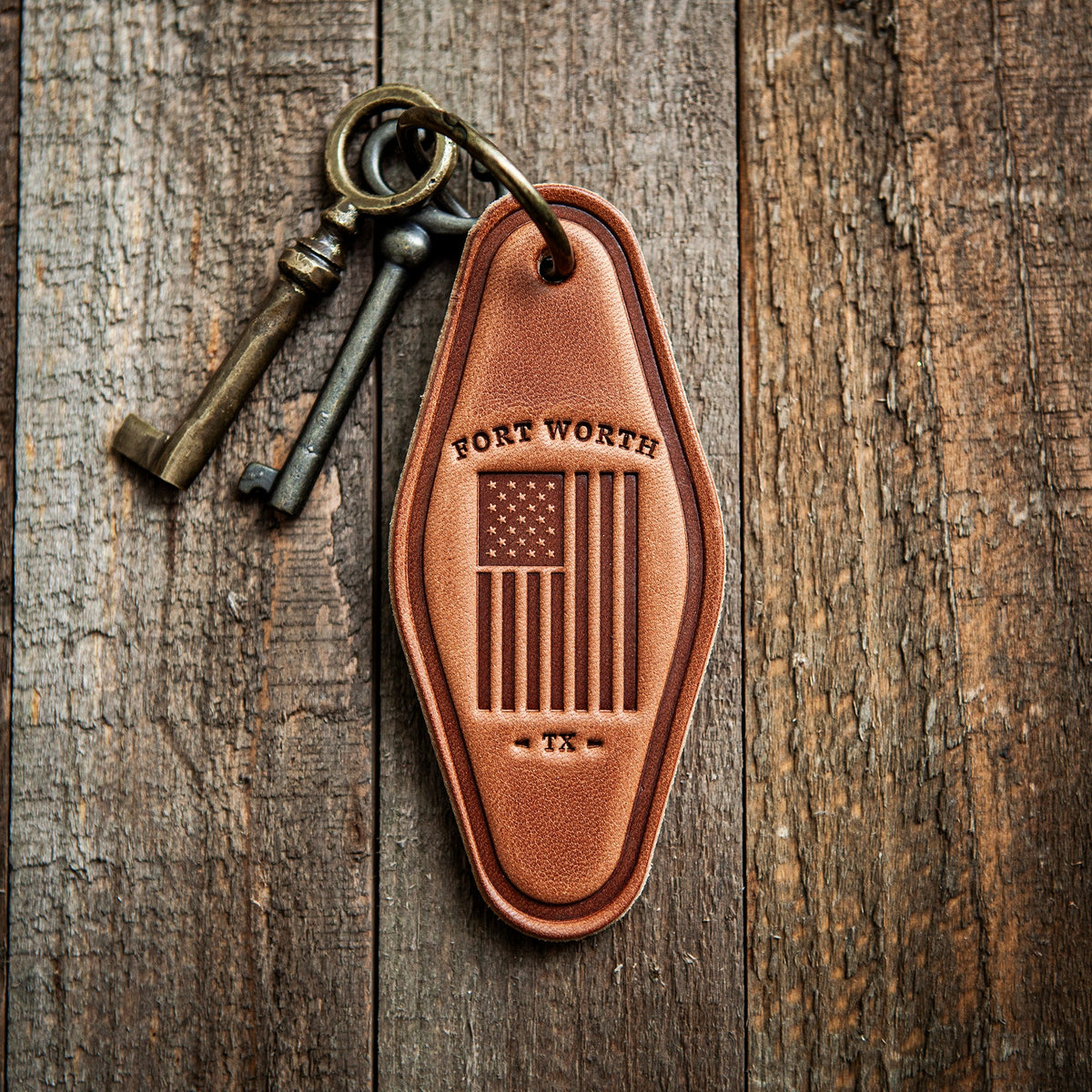Fort Worth Texas American Flag Leather Keychain Motel Style