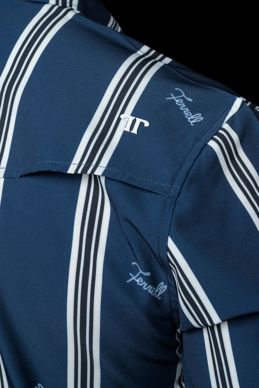 Rhett Long Sleeve Pearl Snap in Blue