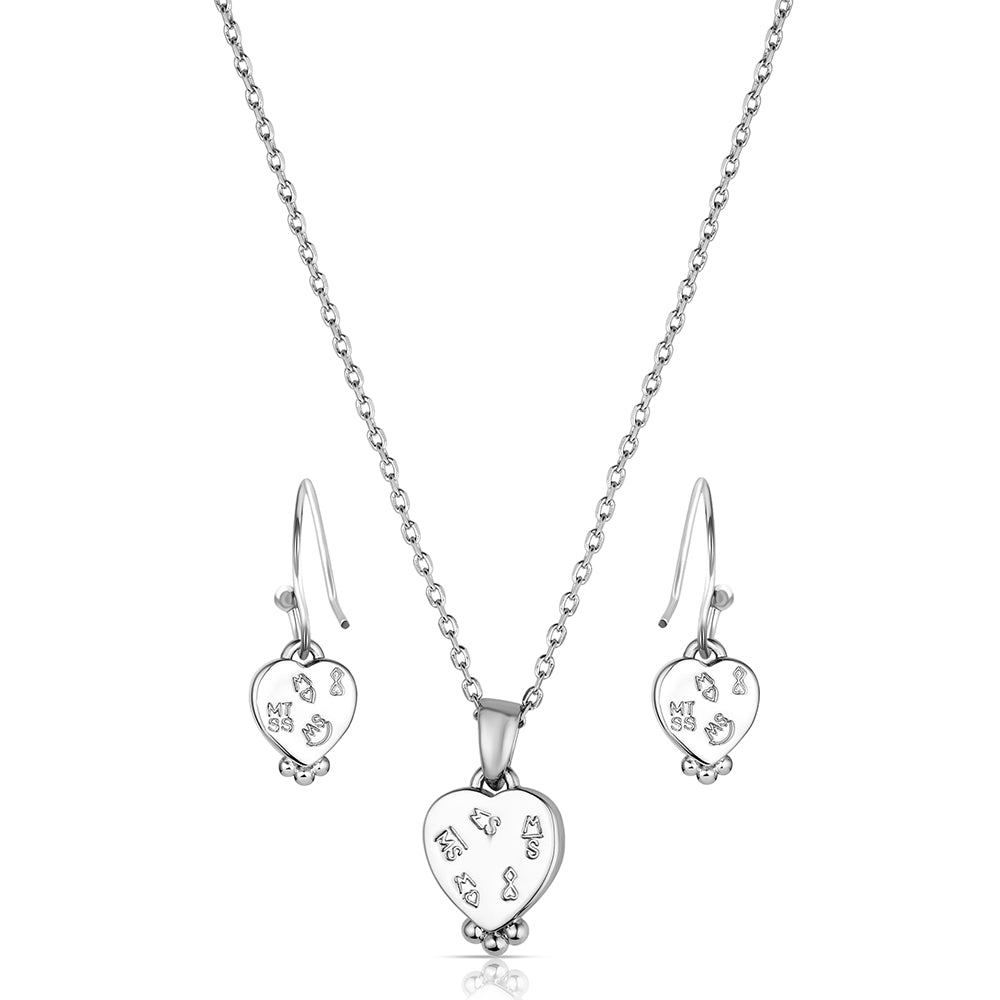 Snowcapped Heart Jewelry Set