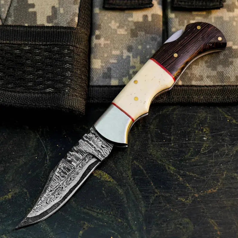 Damascus Folding Hunting Knife with Wenge & Camel Bone Handle